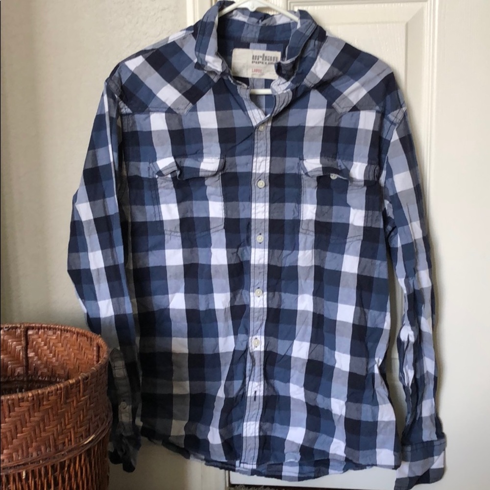 Urban Pipeline button down